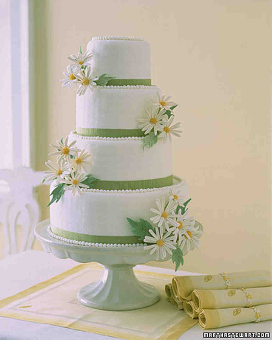 Green Wedding Cakes
 Green Wedding Cakes