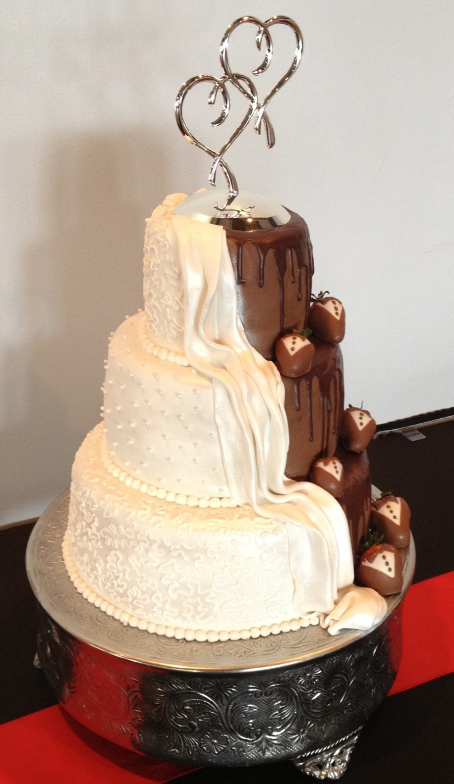 Groom Wedding Cakes
 Bride And Groom Wedding Cake CakeCentral