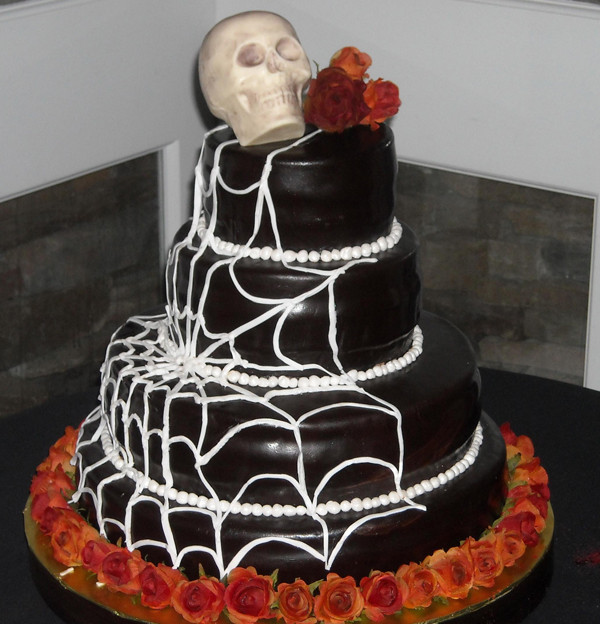 Halloween Themed Wedding Cakes
 Halloween Themed Wedding Cakes