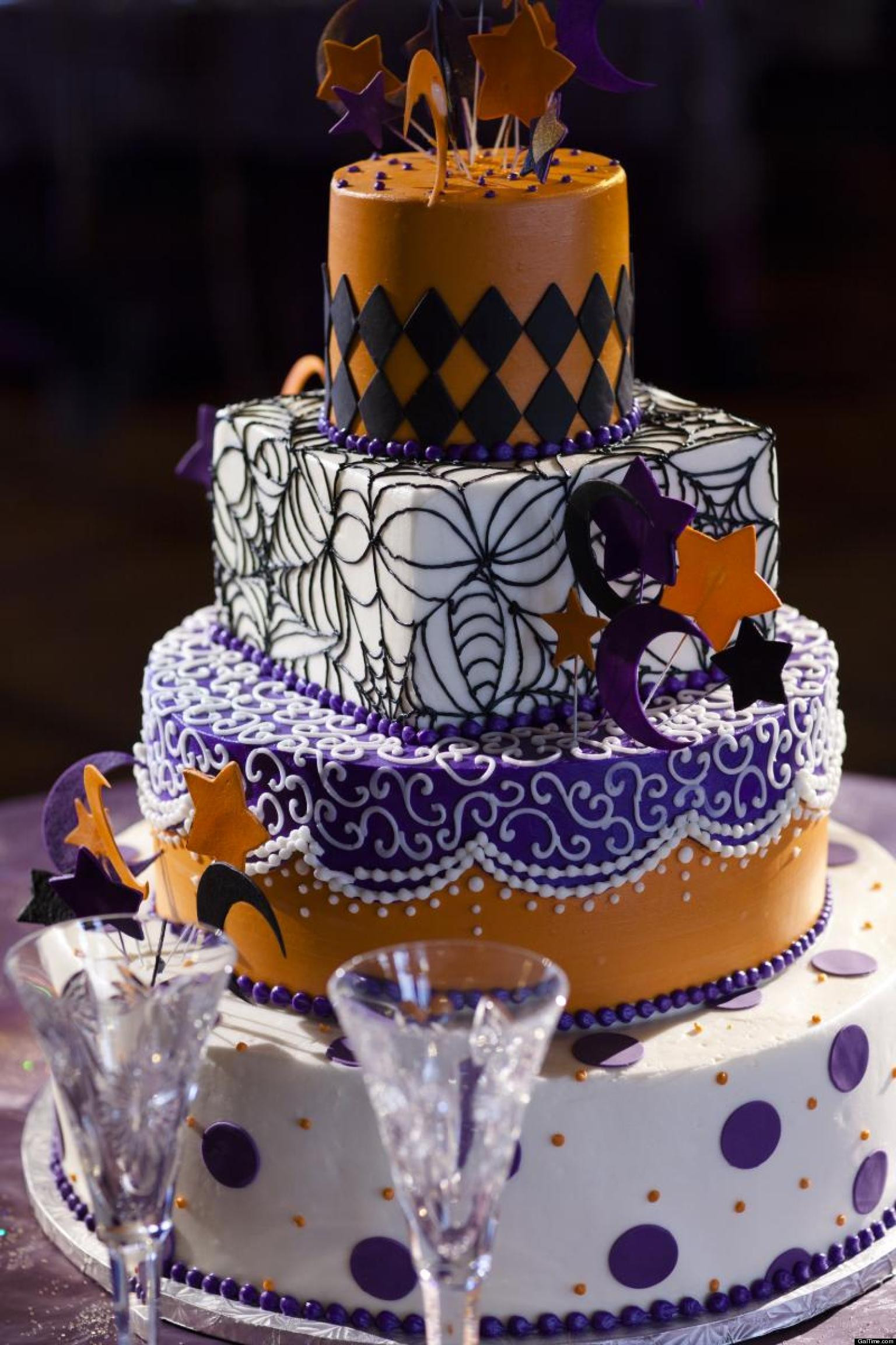 Halloween Themed Wedding Cakes
 Halloween Weddings Fab Frightening PHOTOS