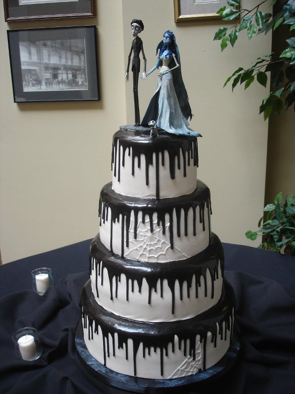 Halloween Wedding Cakes
 Halloween Themed Wedding Cakes