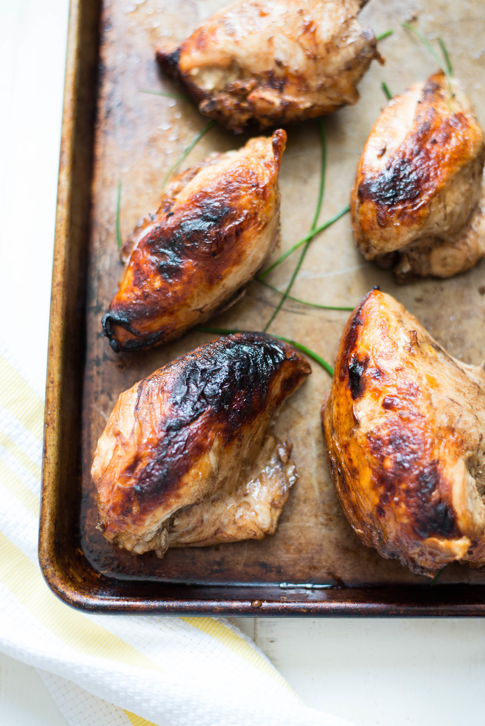 Healthy 5 Ingredient Slow Cooker Recipes
 5 Ingre nt Slow Cooker Garlic Balsamic Chicken — Real