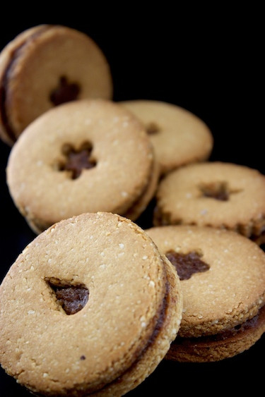 Healthy Almond Butter Cookies
 Healthy Cookies – Quinoa and Almond Flour Cookies with