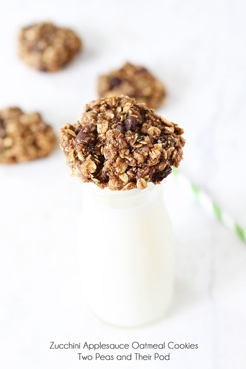 Healthy Applesauce Oatmeal Cookies
 Zucchini Applesauce Oatmeal Cookies