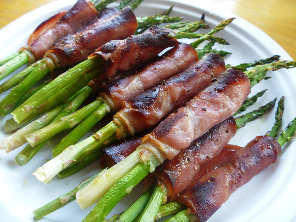 Healthy Asparagus Recipes
 Prosciutto Wrapped Asparagus