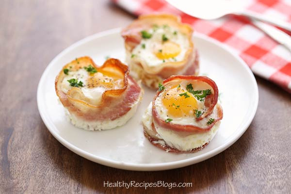 Healthy Bacon Breakfast
 Bacon and Eggs Breakfast Cups