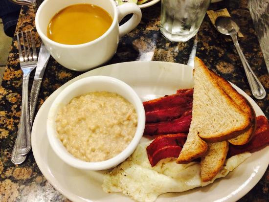 Healthy Bacon Breakfast
 Healthy Breakfast Egg whites turkey bacon wheat toast