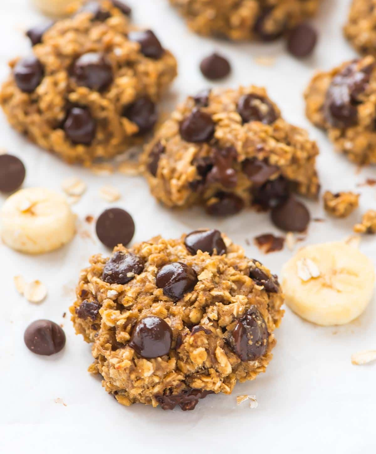 Healthy Banana Cookies Without Oatmeal
 Oatmeal Banana Cookies with Chocolate Chips