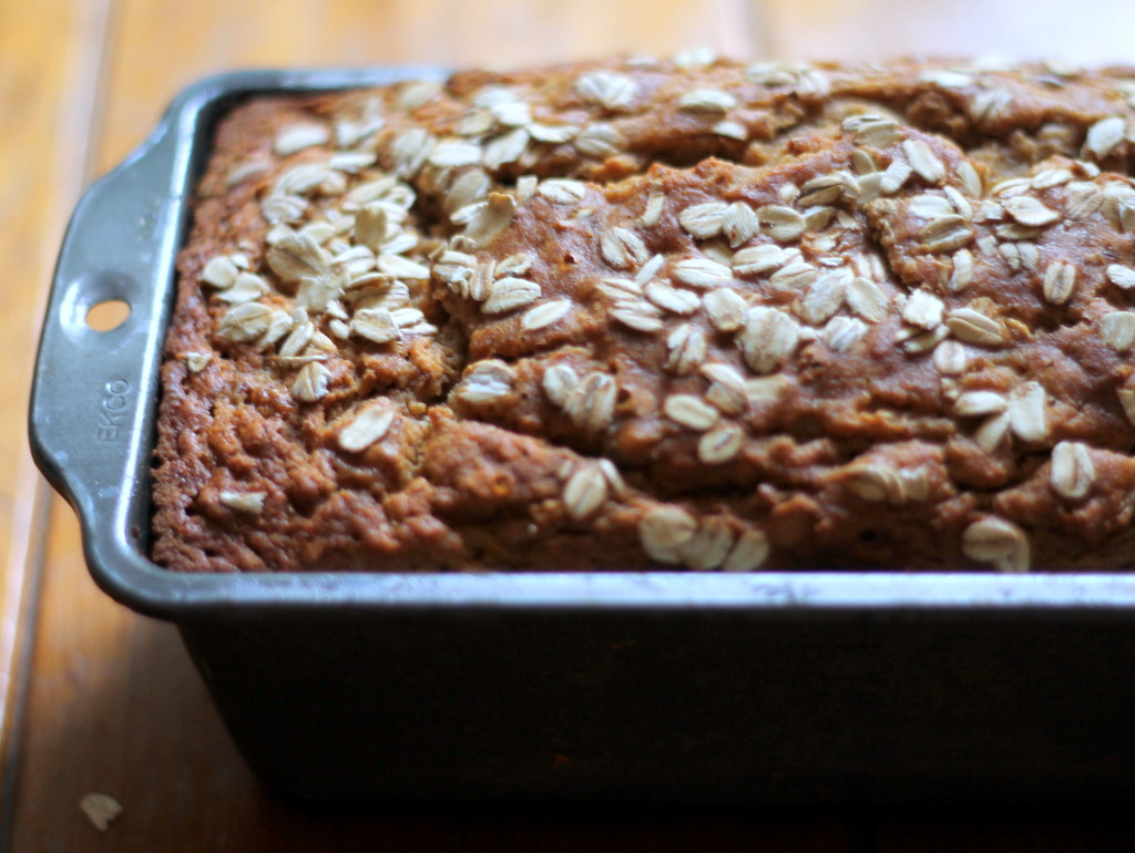 Healthy Banana Oat Bread
 Whole Wheat Oatmeal Applesauce Banana Bread