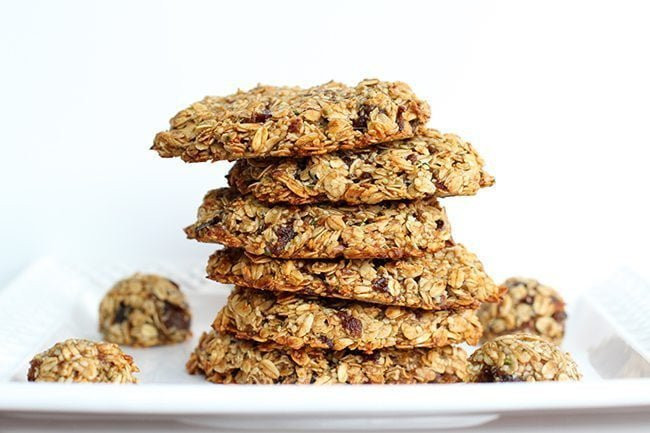 Healthy Banana Oatmeal Breakfast Cookies
 Healthy Banana Date Oatmeal Breakfast Cookies