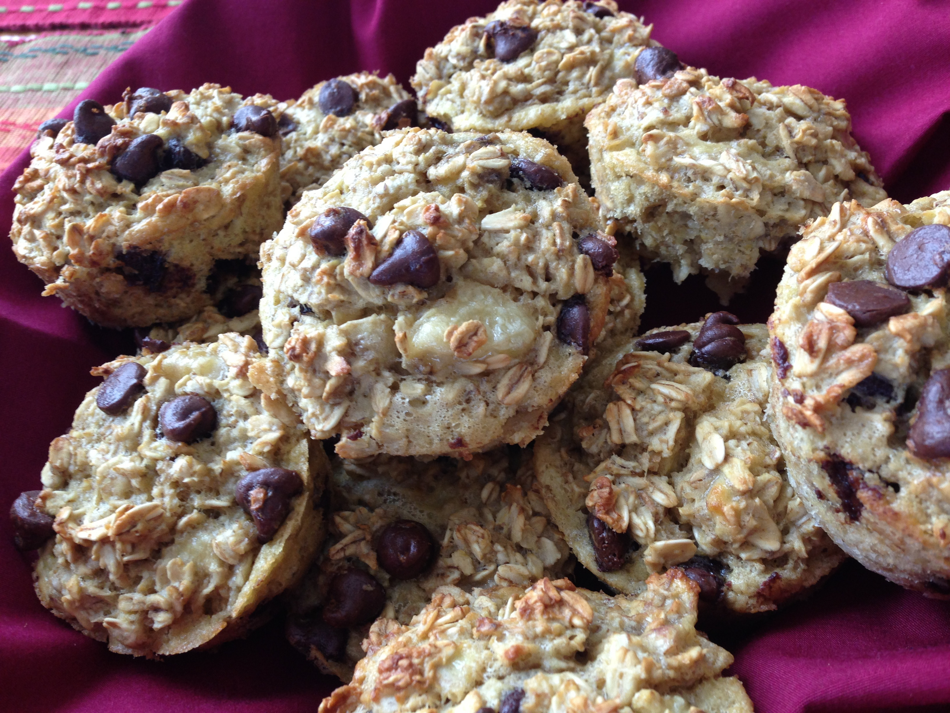 Healthy Banana Oatmeal Chocolate Chip Muffins
 Hearty Heart Healthy Oatmeal Banana Chocolate Chip