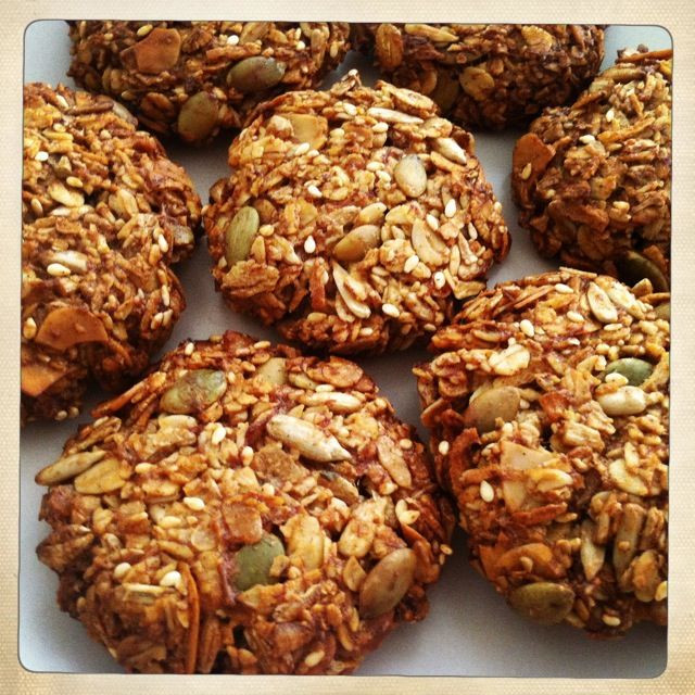 Healthy Biscuit Recipe
 Healthy ANZAC biscuits sugar free wheat free & vegan