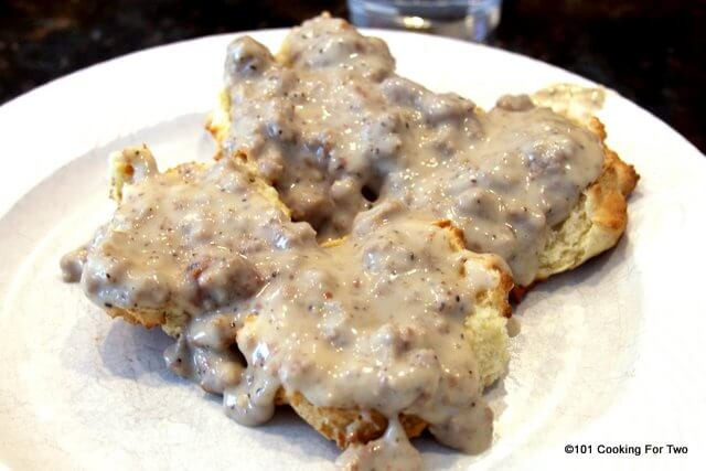 Healthy Biscuits And Gravy
 Healthier Sausage Gravy and Biscuits