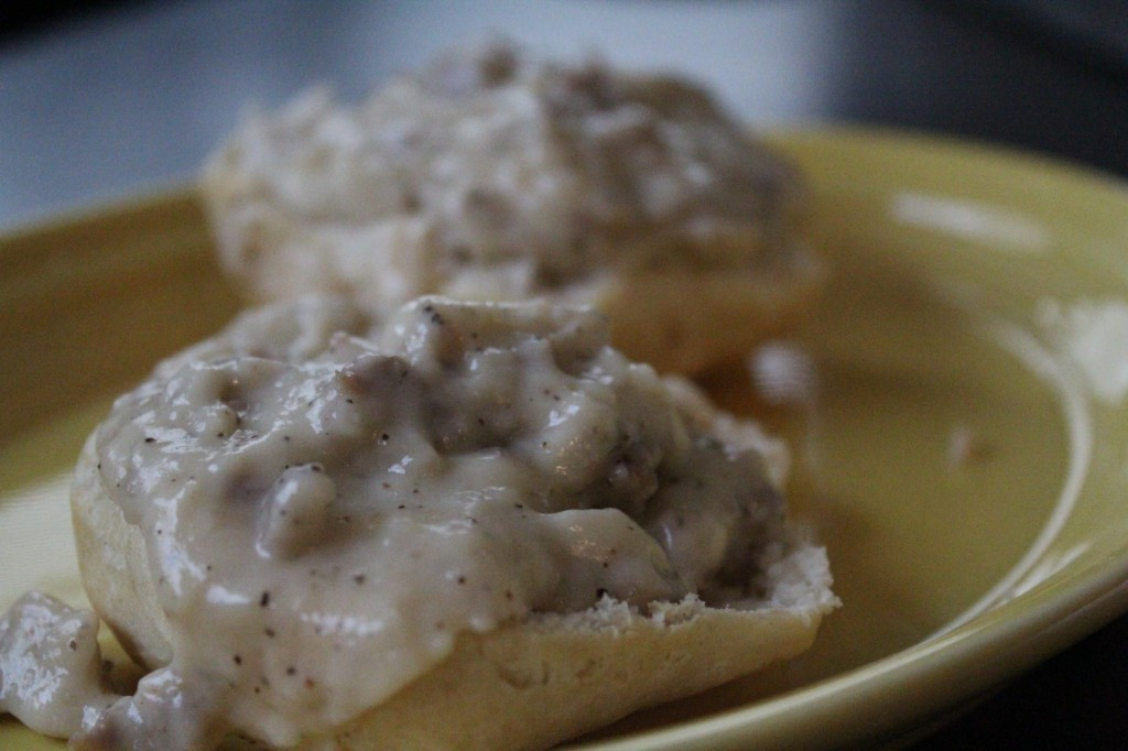 Healthy Biscuits And Gravy
 Lightened Up Biscuits and Gravy