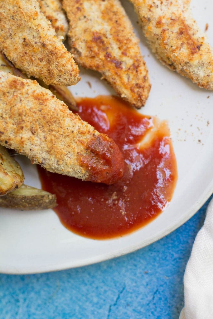 Healthy Breaded Chicken Tenders
 Clean Eating Chicken Tenders The Clean Eating Couple