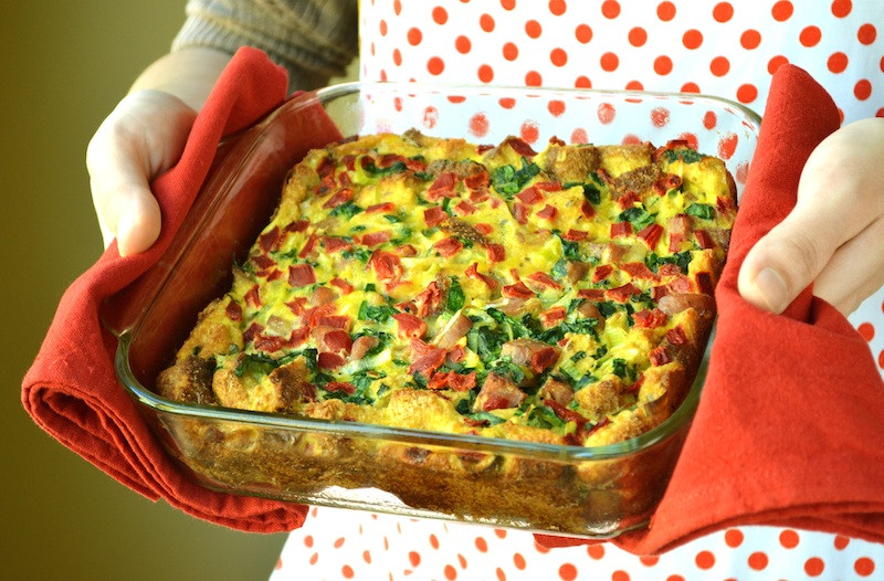 Healthy Breakfast Casserole With Spinach
 Clean Eating Spinach and Bell Pepper Breakfast Casserole