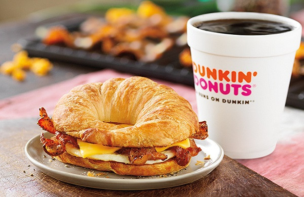 Healthy Breakfast Dunkin Donuts
 Dunkin’ Donuts Sweet Black Pepper Bacon Breakfast Sandwich