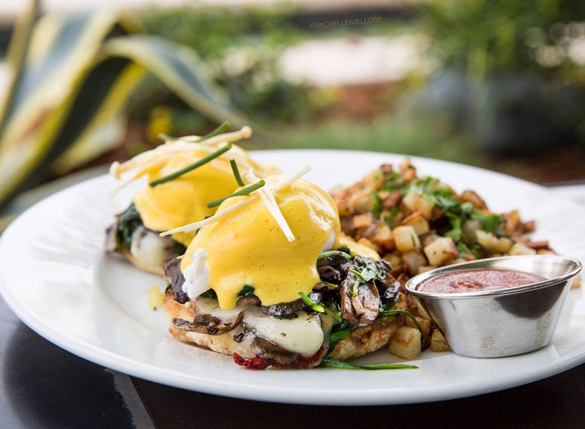 Healthy Breakfast Los Angeles
 All The Best Spots For Healthy Brunch in Los Angeles Right Now