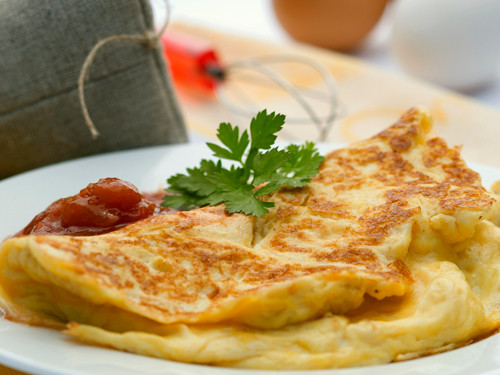 Healthy Breakfast Omelette
 Lose weight with this daily meal planner to cut down on