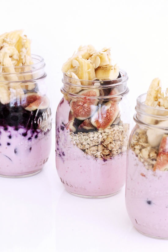 Healthy Breakfast Parfait
 c 1623 HEALTHY PARFAIT BREAKFAST JAR RECIPE