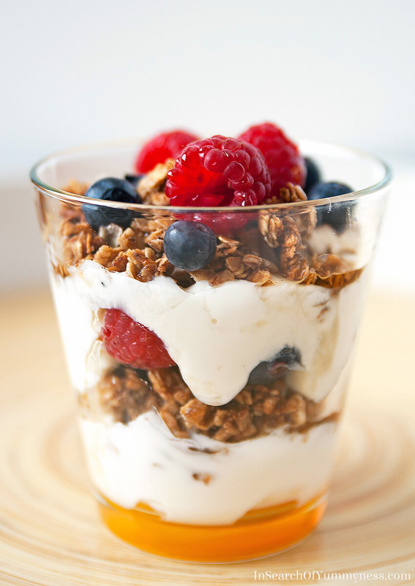 Healthy Breakfast Parfait
 Maple Granola Parfait Recipe