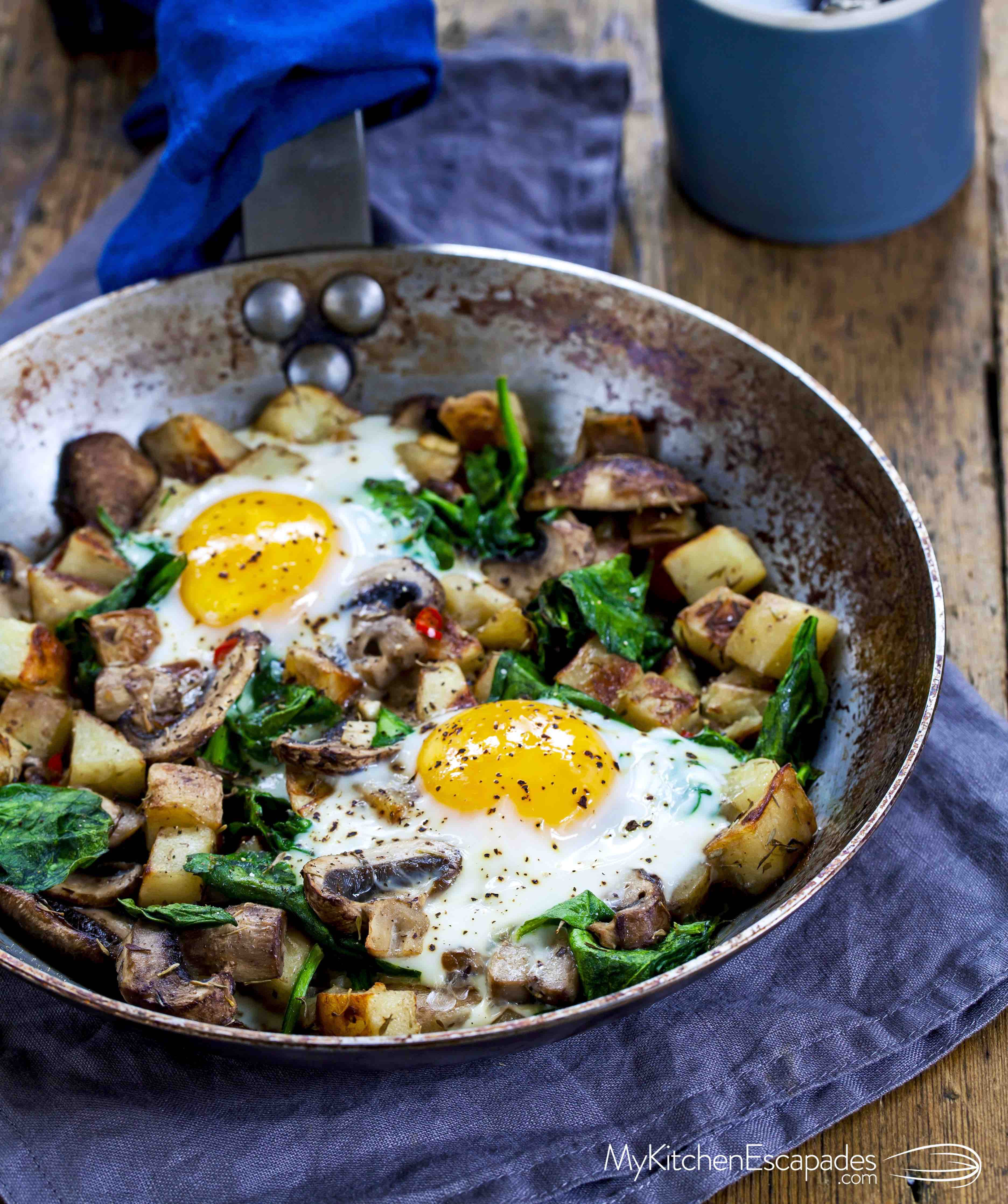 Healthy Breakfast Skillet
 Breakfast Skillet Eggs Spinach and Mushrooms