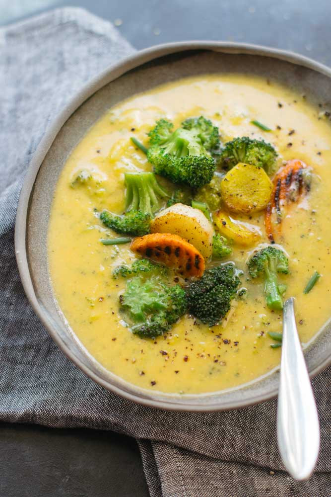 Healthy Broccoli Cheese Soup
 Healthy Roasted Broccoli & Cheese Soup