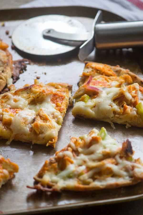 Healthy Buffalo Chicken Pizza
 Flatbread Buffalo Chicken Pizza Simple Green Moms