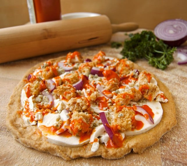 Healthy Buffalo Chicken Pizza
 Healthy Buffalo Chicken Pizza 2teaspoons