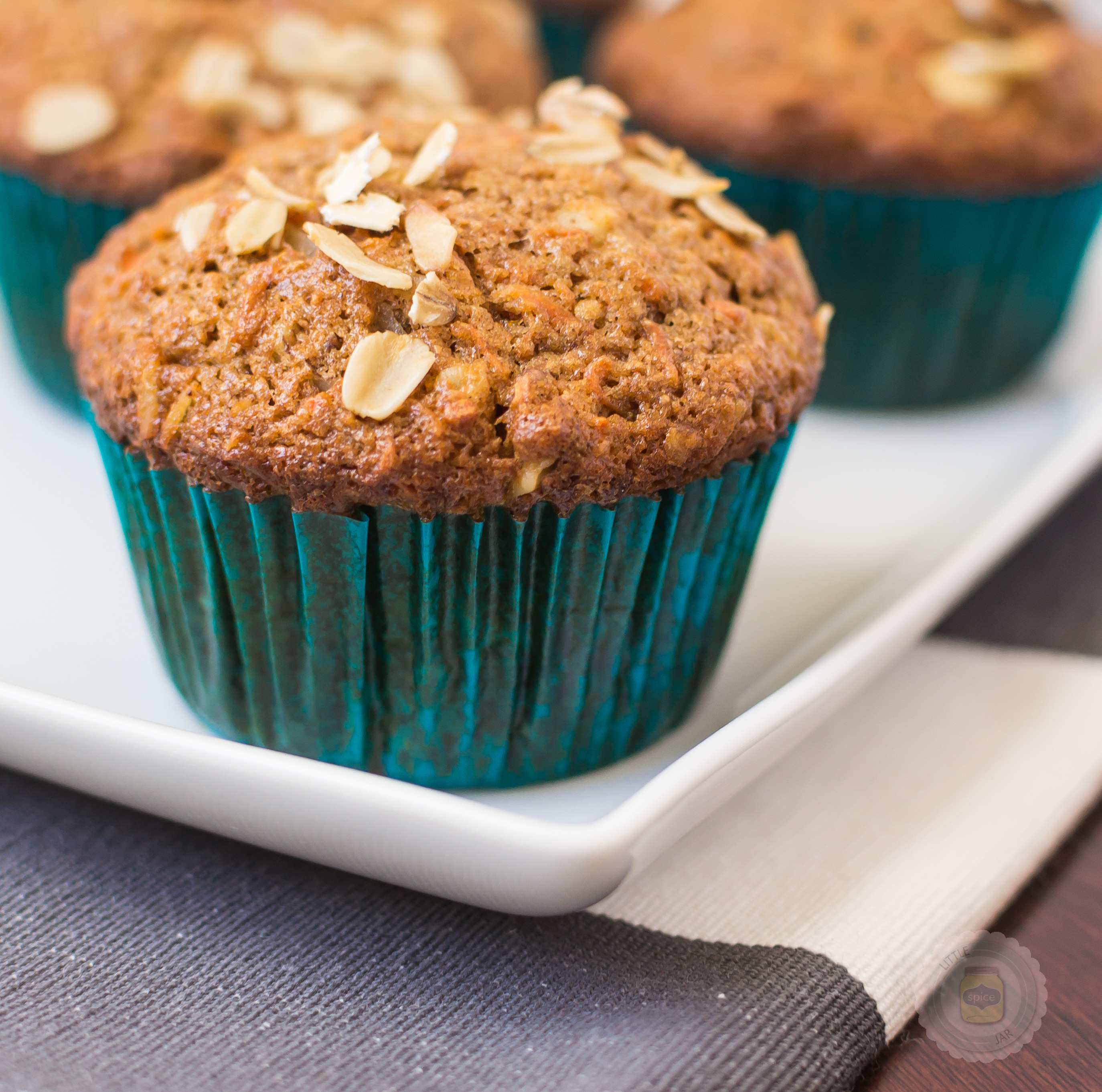 Healthy Carrot Muffins
 SUPER MOIST AND HEALTHY CARROT CAKE MUFFINS