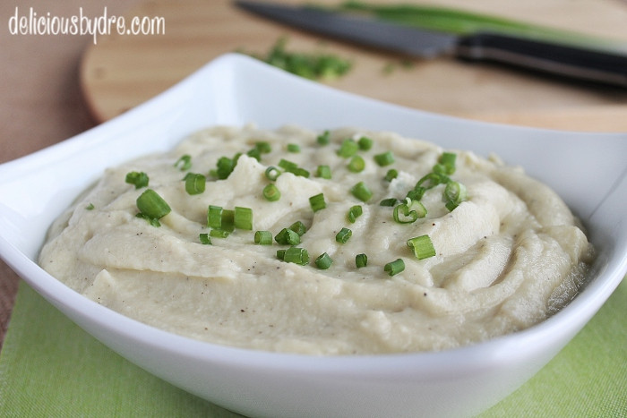 Healthy Cauliflower Mashed Potatoes
 Garlic Cauliflower Mashed "Potatoes" Healthy & Low Carb