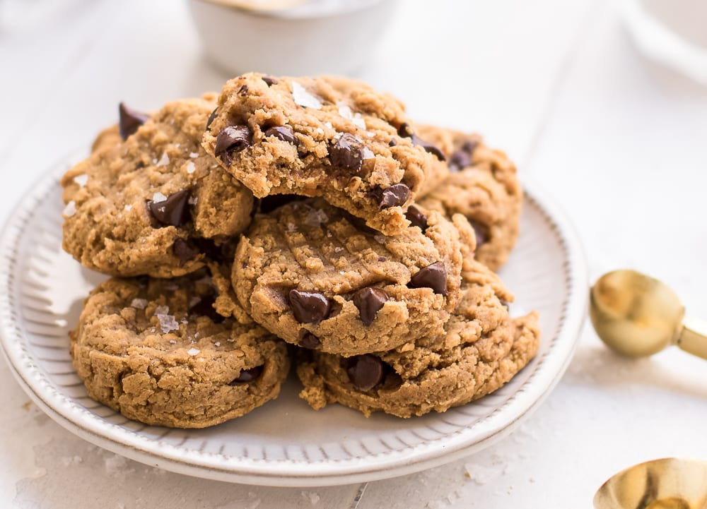 Healthy Chewy Chocolate Chip Cookies
 Healthy Soft and Chewy Peanut Butter Chocolate Chip