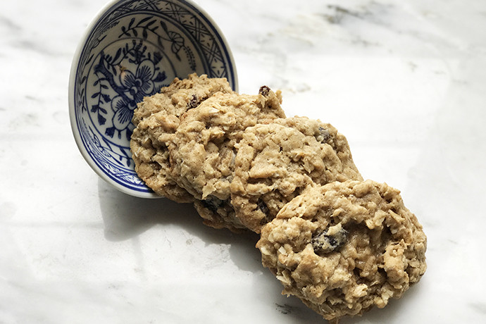 Healthy Chewy Oatmeal Cookies
 Healthier Whole Grain Soft and Chewy Oatmeal Raisin