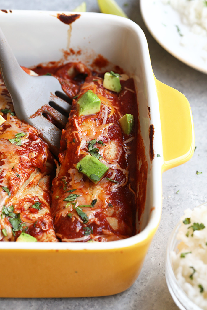 Healthy Chicken And Black Bean Enchiladas
 The Easiest Healthy Black Bean and Chicken Enchiladas with