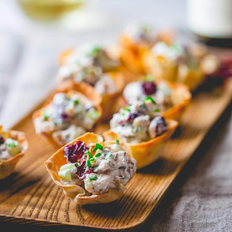 Healthy Chicken Appetizers
 15 minute chicken salad bites with cranberries and walnuts