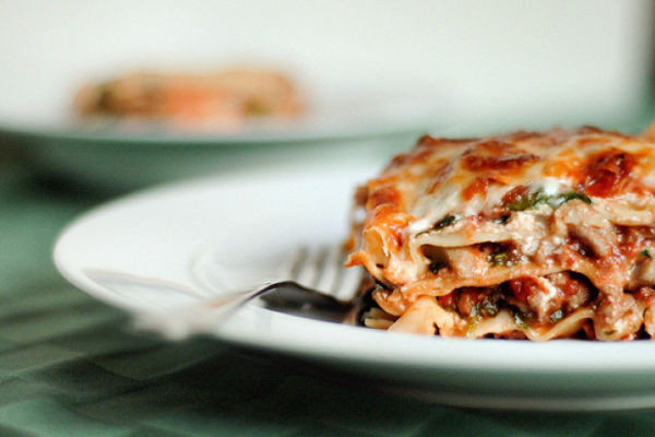 Healthy Chicken Lasagna
 Healthy Chicken Lasagne with roasted tomatoes