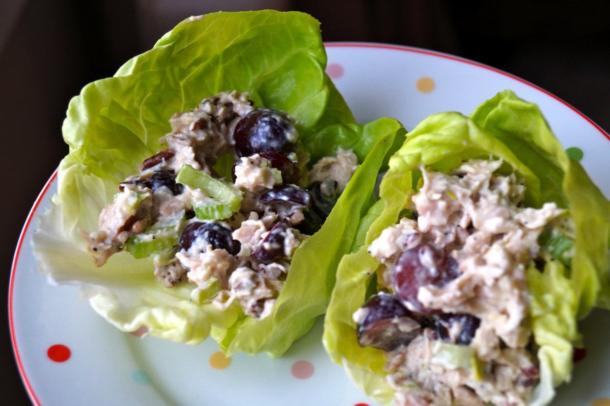Healthy Chicken Salad With Grapes
 Healthy Chicken Salad with Grapes and Pecans