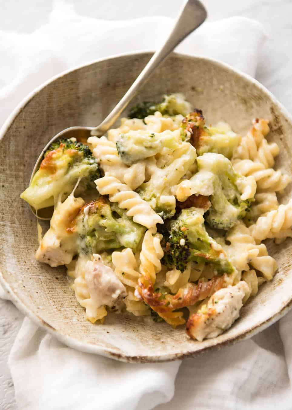 Healthy Chicken Spaghetti
 Ultra Lazy HEALTHY Chicken and Broccoli Pasta Bake