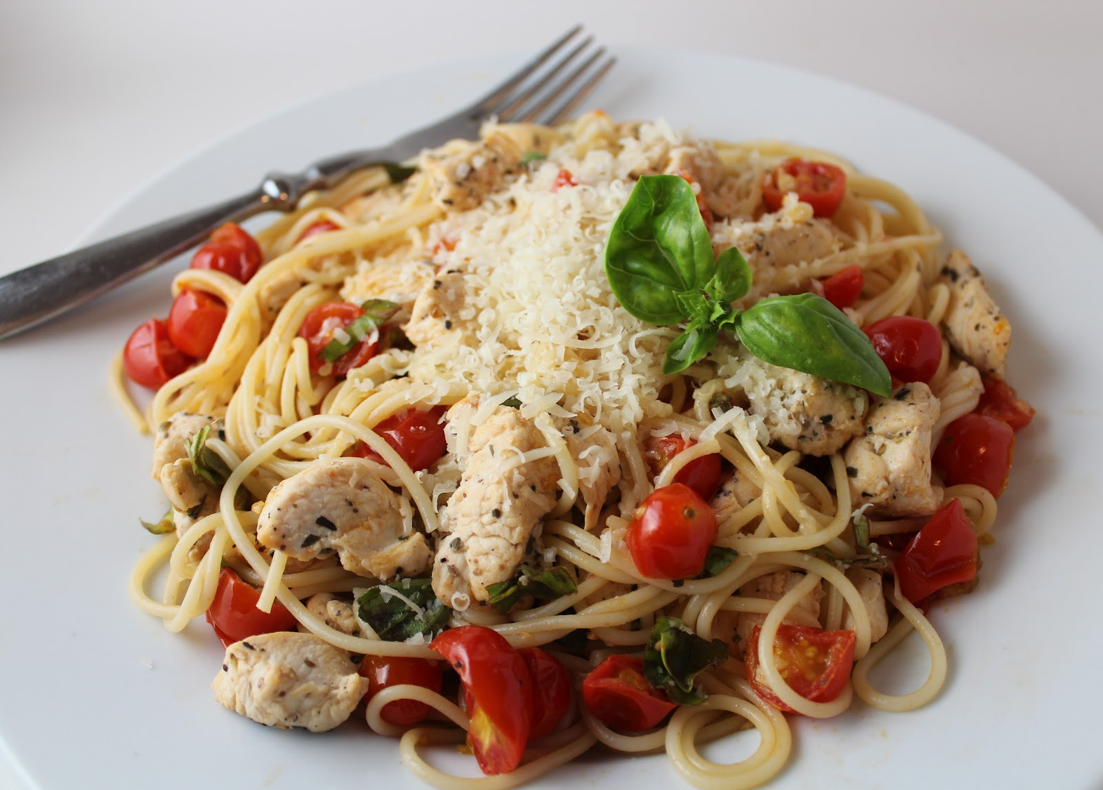 Healthy Chicken Spaghetti Recipe
 Healthy & Light Spaghetti with Sauteed Chicken and Grape