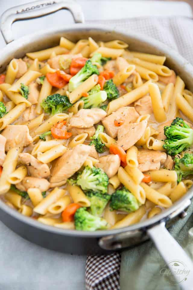 Healthy Chicken Spaghetti
 creamy chicken ve able pasta