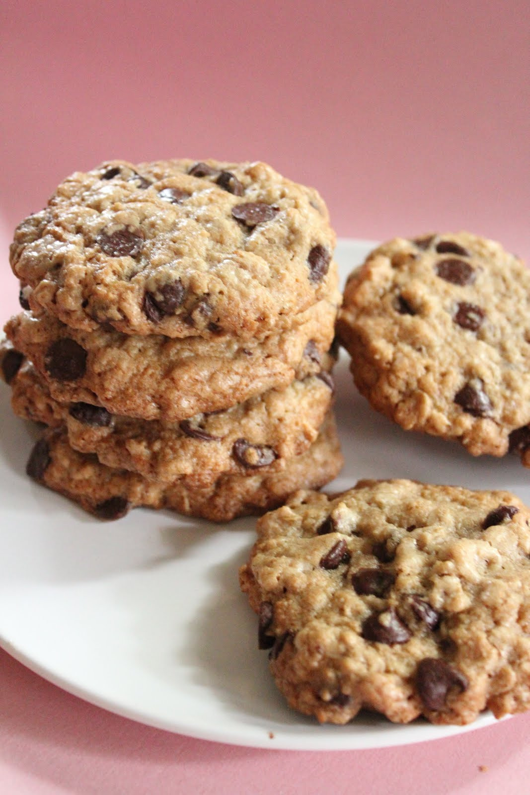 Healthy Chocolate Chip Cookies
 Ultimate healthier oatmeal and chocolate chip cookies