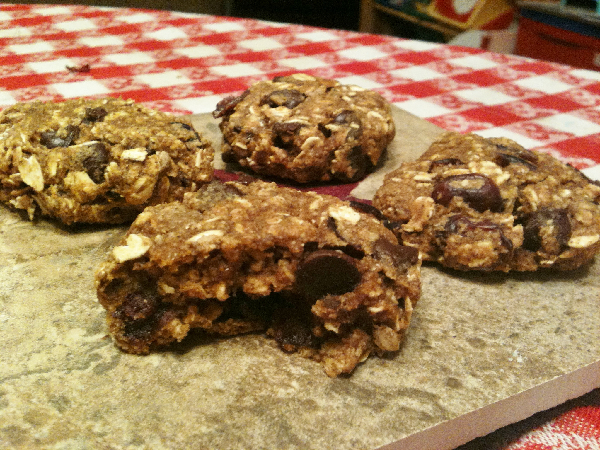 Healthy Chocolate Chip Oatmeal Cookies
 Heart healthy Pumpkin Oatmeal Chocolate Chip Cookies