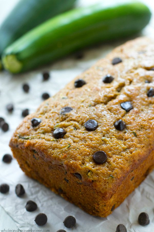 Healthy Chocolate Chip Zucchini Bread
 Healthy Dark Chocolate Chip Zucchini Bread