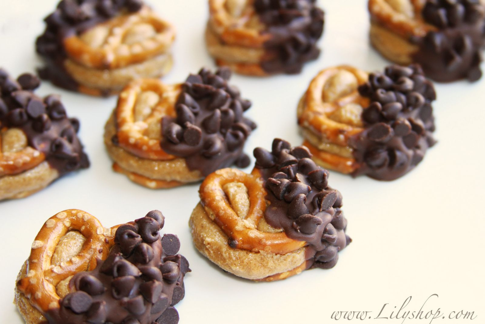 Healthy Chocolate Covered Pretzels
 Chocolate Covered Peanut Butter Pretzels – ModernMom