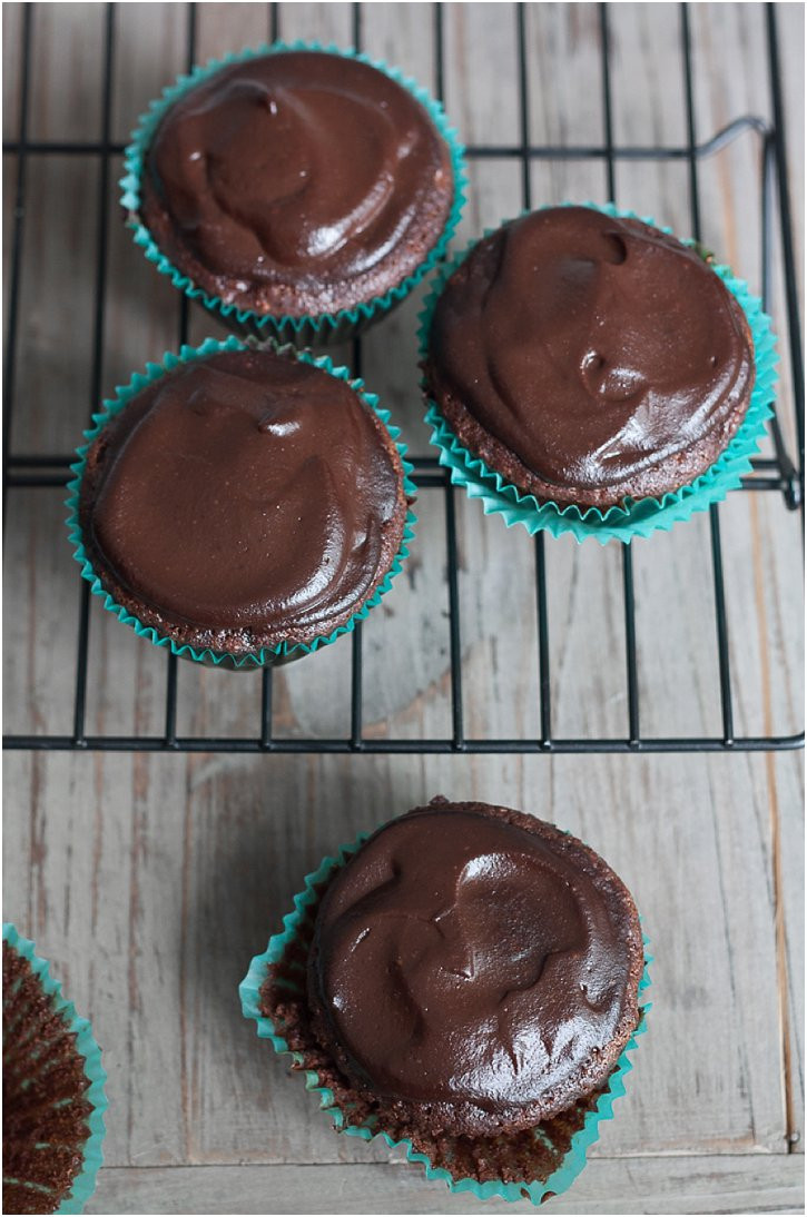 Healthy Chocolate Cupcakes
 Healthy Chocolate Zucchini Cupcakes80twenty