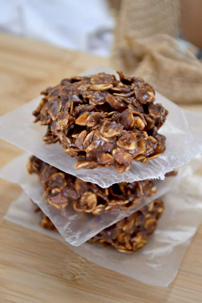 Healthy Chocolate No Bake Cookies
 Healthy Chocolate Peanutbutter No Bake Cookies Build