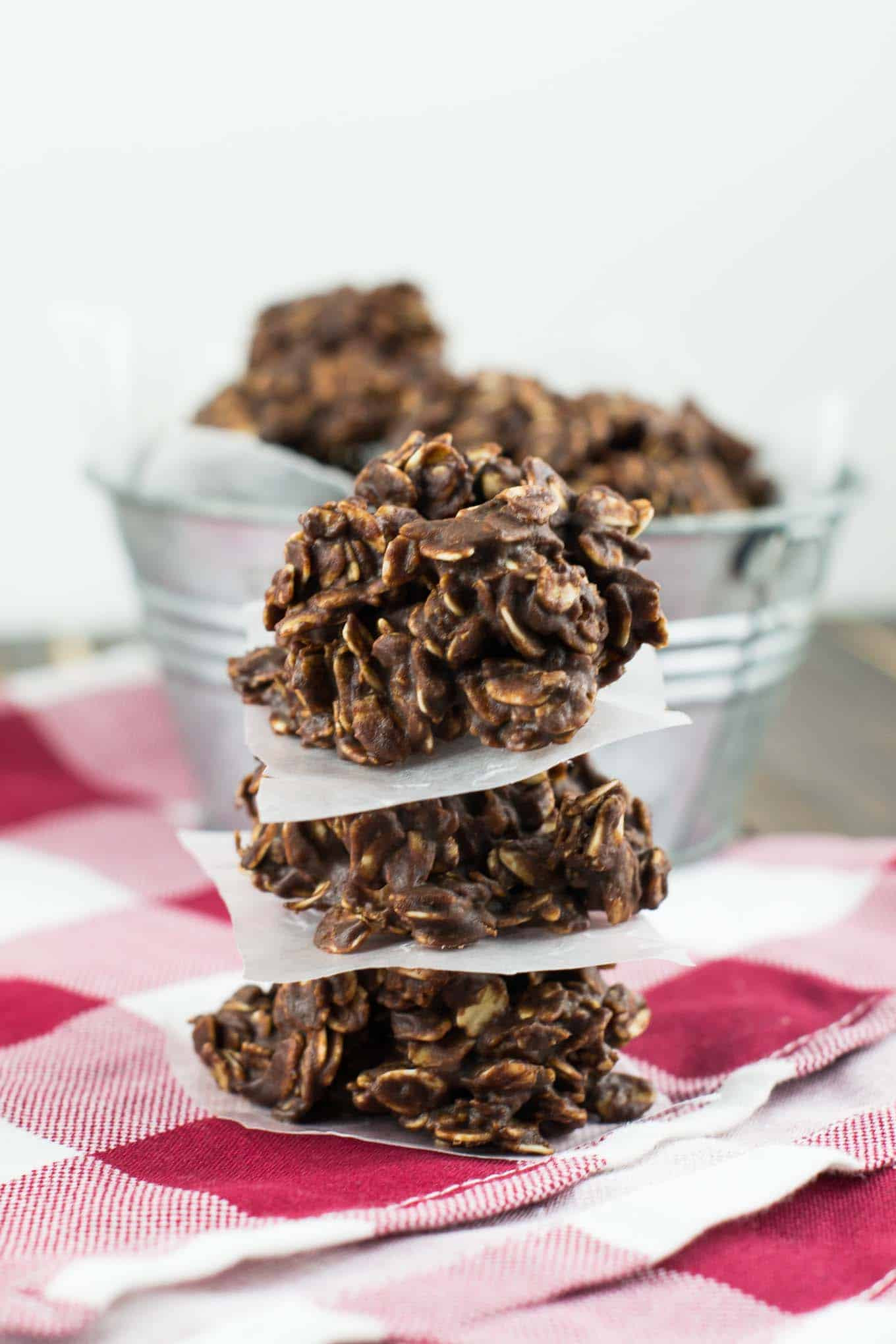 Healthy Chocolate No Bake Cookies
 Healthy Chocolate Peanutbutter No Bake Cookies dairy