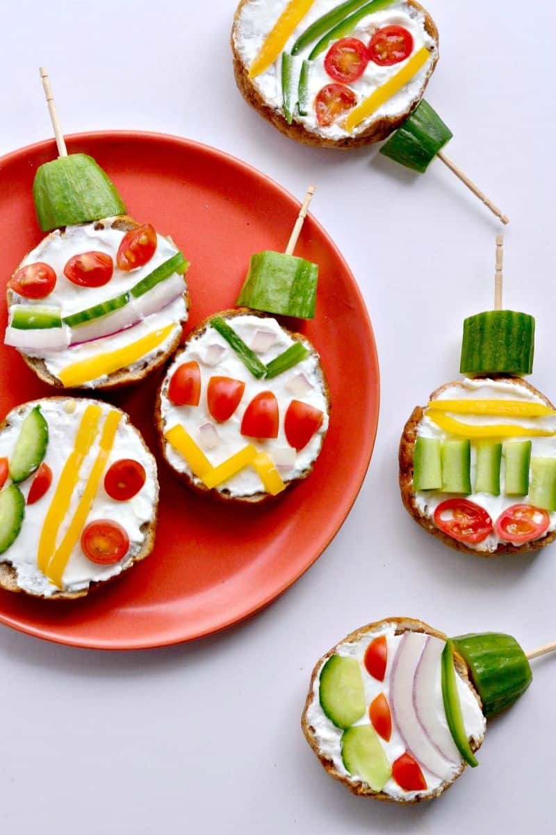 Healthy Christmas Snacks For Kids
 13 CUTE AND HEALTHY CHRISTMAS SNACKS FOR KIDS