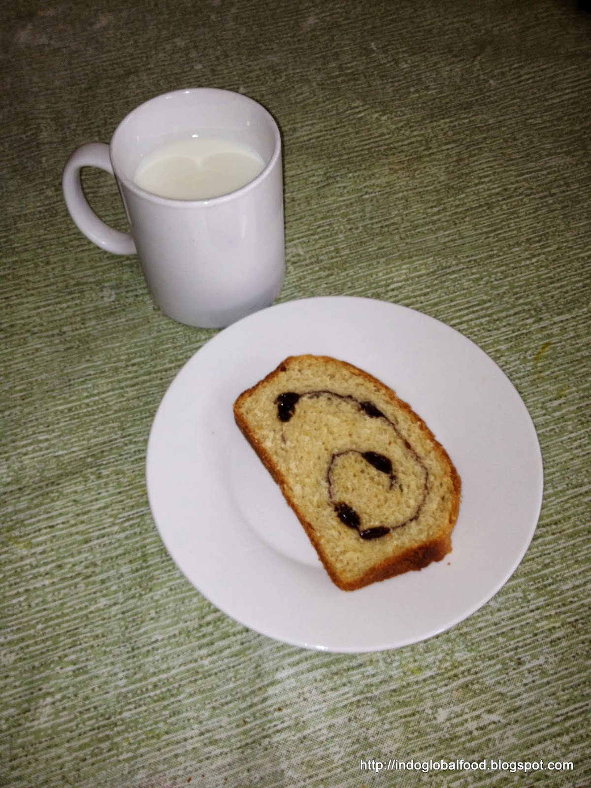 Healthy Cinnamon Raisin Bread
 Simple and Healthy Wheat Flour Cinnamon Raisin Bread