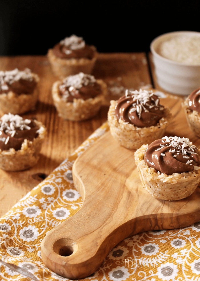 Healthy Coconut Cream Pie
 Vegan Coconut Cream Mini Pies